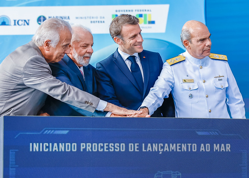 Lula e Macron inauguram terceiro submarino fruto da parceria Brasil-França